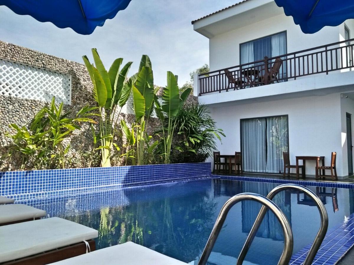 Vivian Hotel Mui Ne Exterior photo