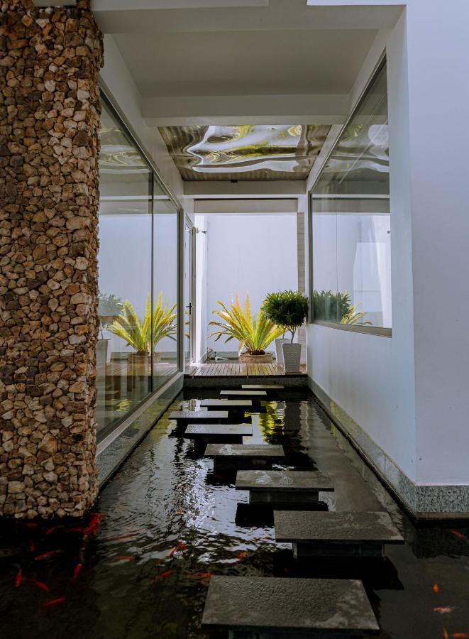 Vivian Hotel Mui Ne Exterior photo